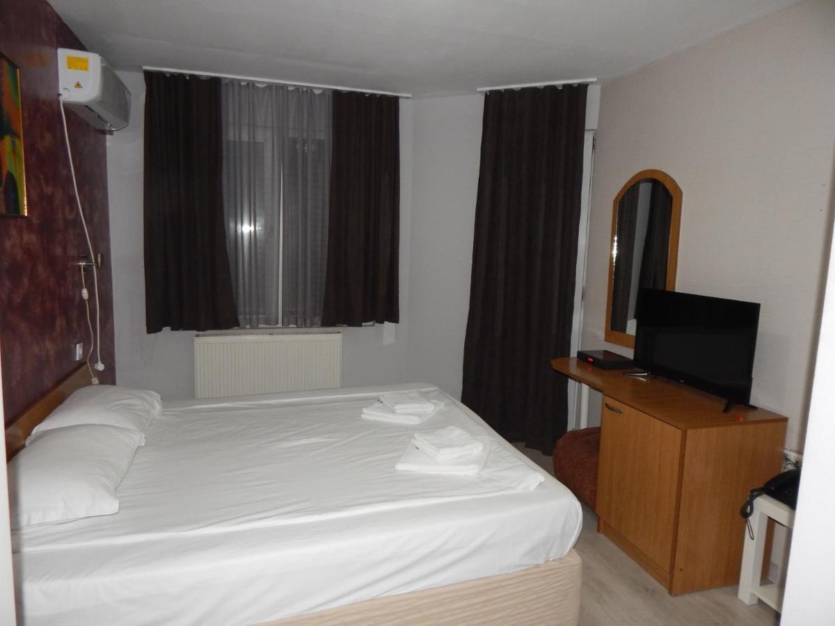 Rio Family Hotel Blagoevgrad Exterior photo