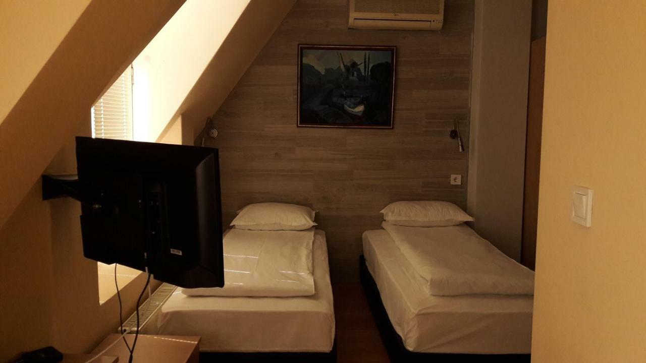 Rio Family Hotel Blagoevgrad Exterior photo
